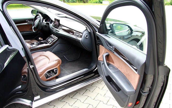 Audi A8 cena 179000 przebieg: 131000, rok produkcji 2015 z Grodków małe 67